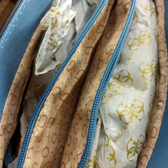 Guess Womans shoulder bag - Picture 4 of 4